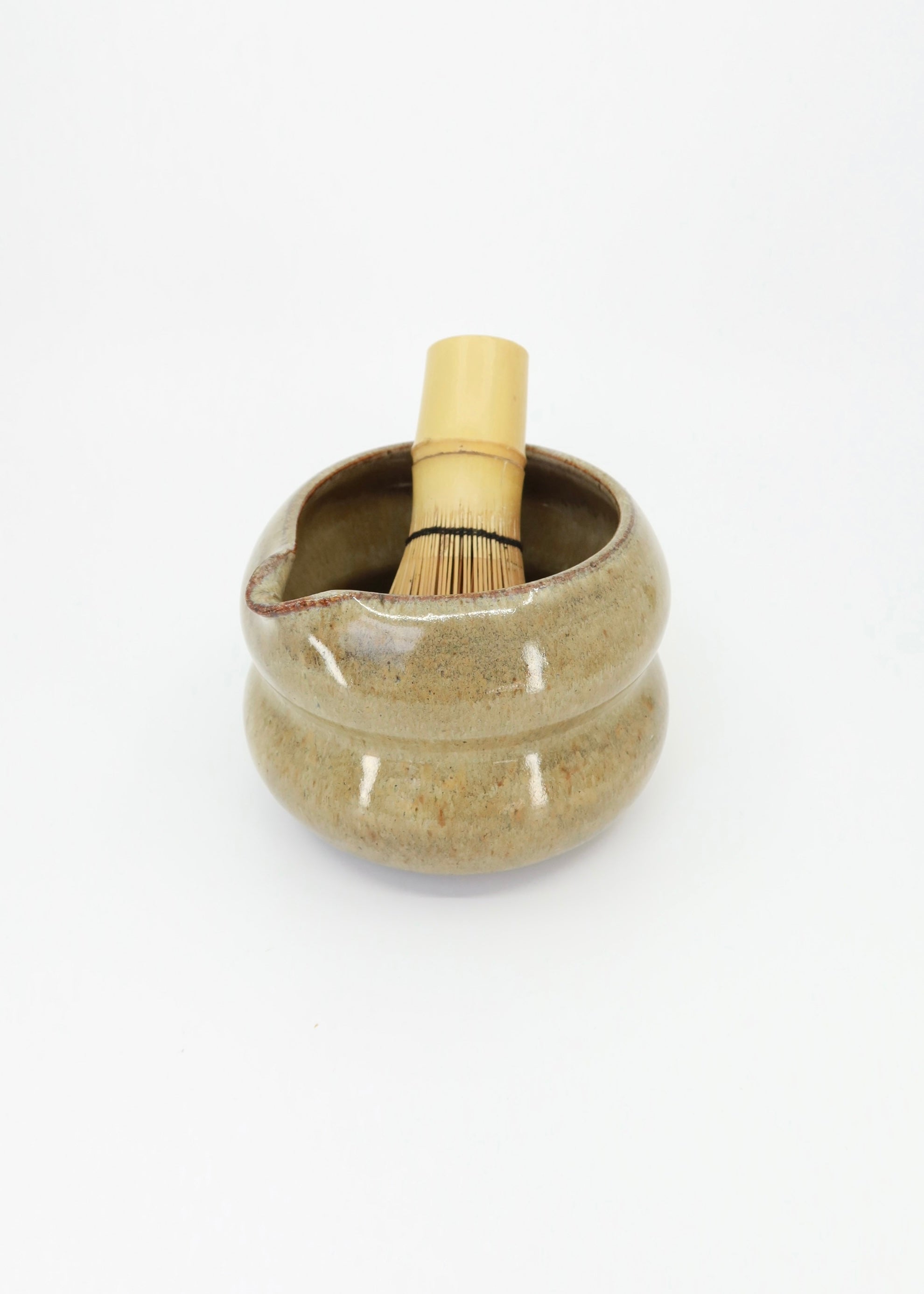 The Ceramic Bubbly Matcha Bowl - Moss