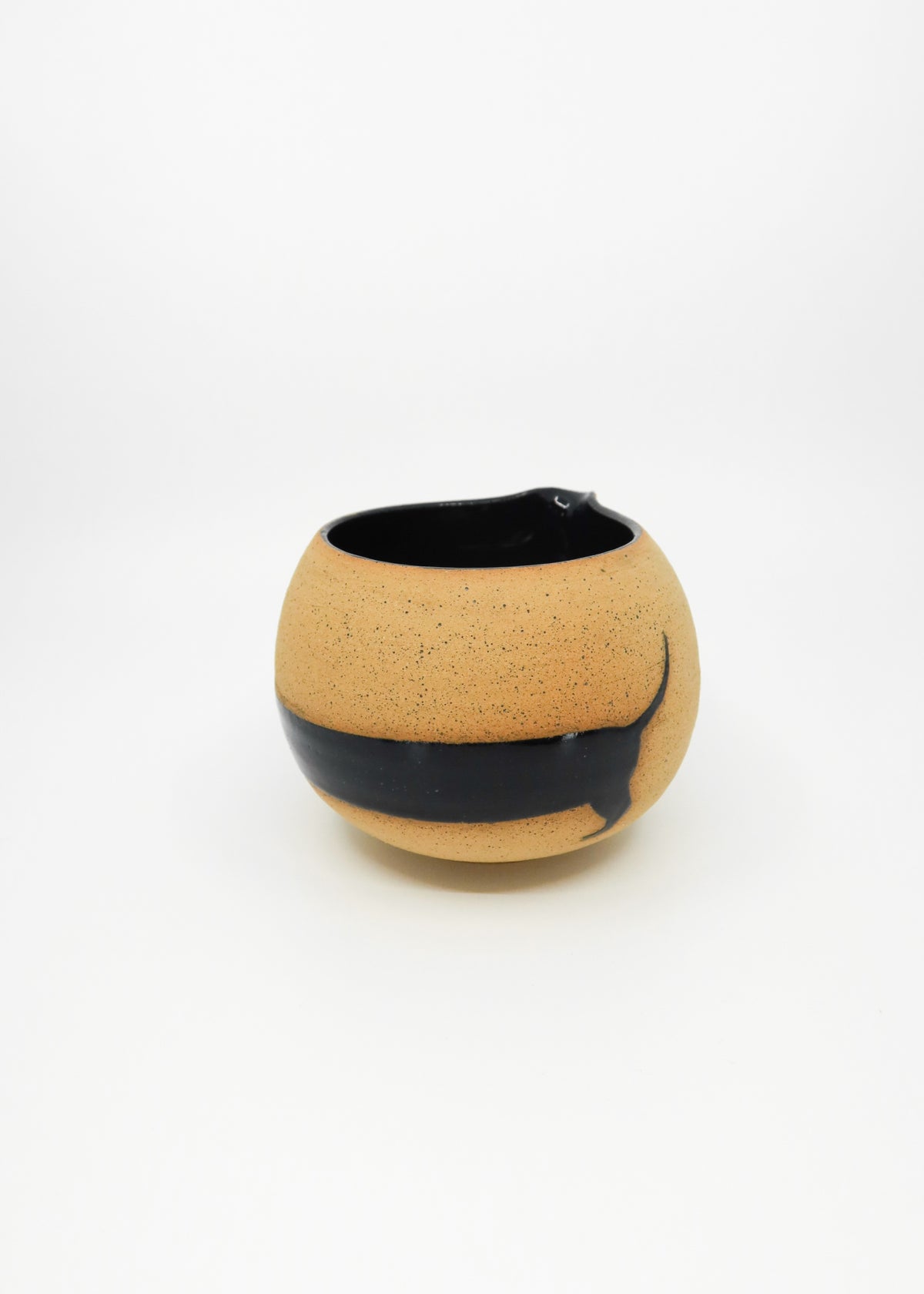 The Ceramic Doxie Matcha Bowl - Onyx