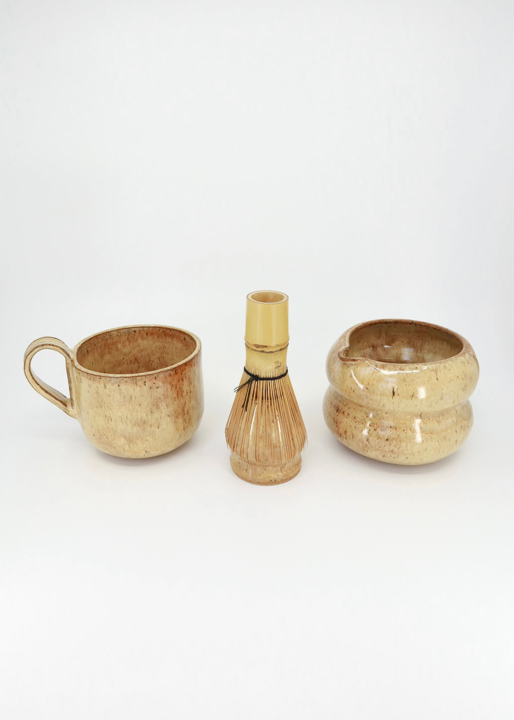 The Ceramic Bubbly Matcha Bowl - Caramel
