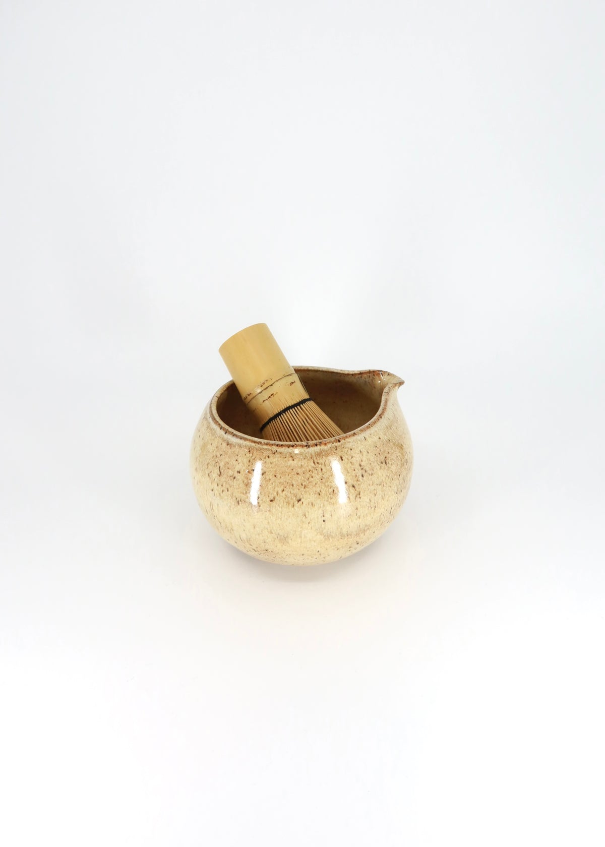 The Ceramic Matcha Bowl - Caramel