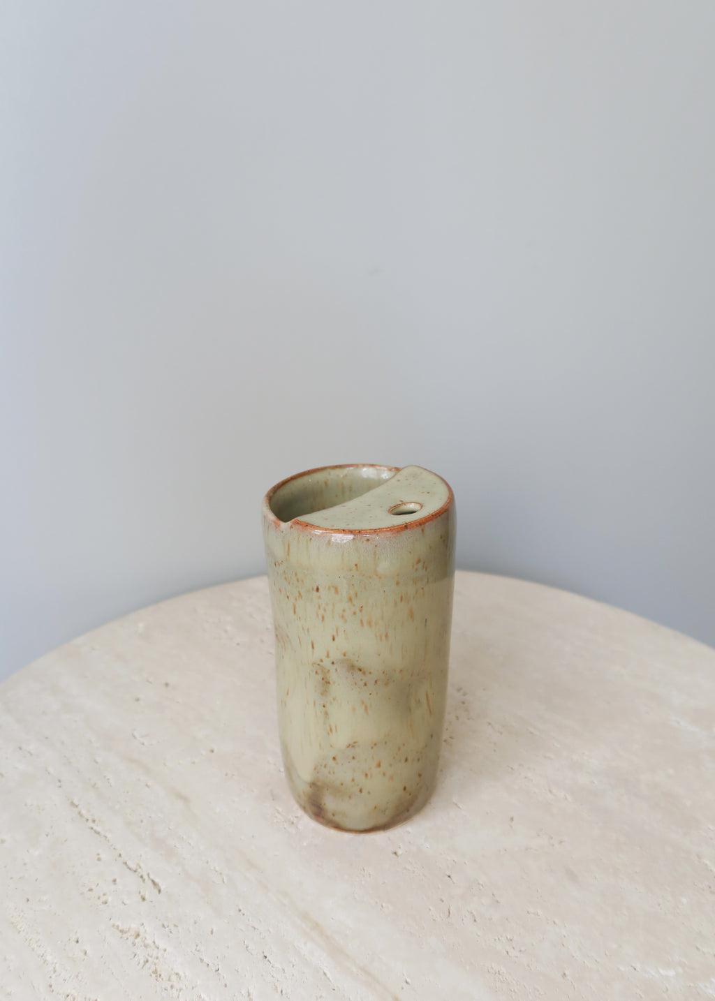 The Ceramic Pinch Travel Mug - Toasted Sage