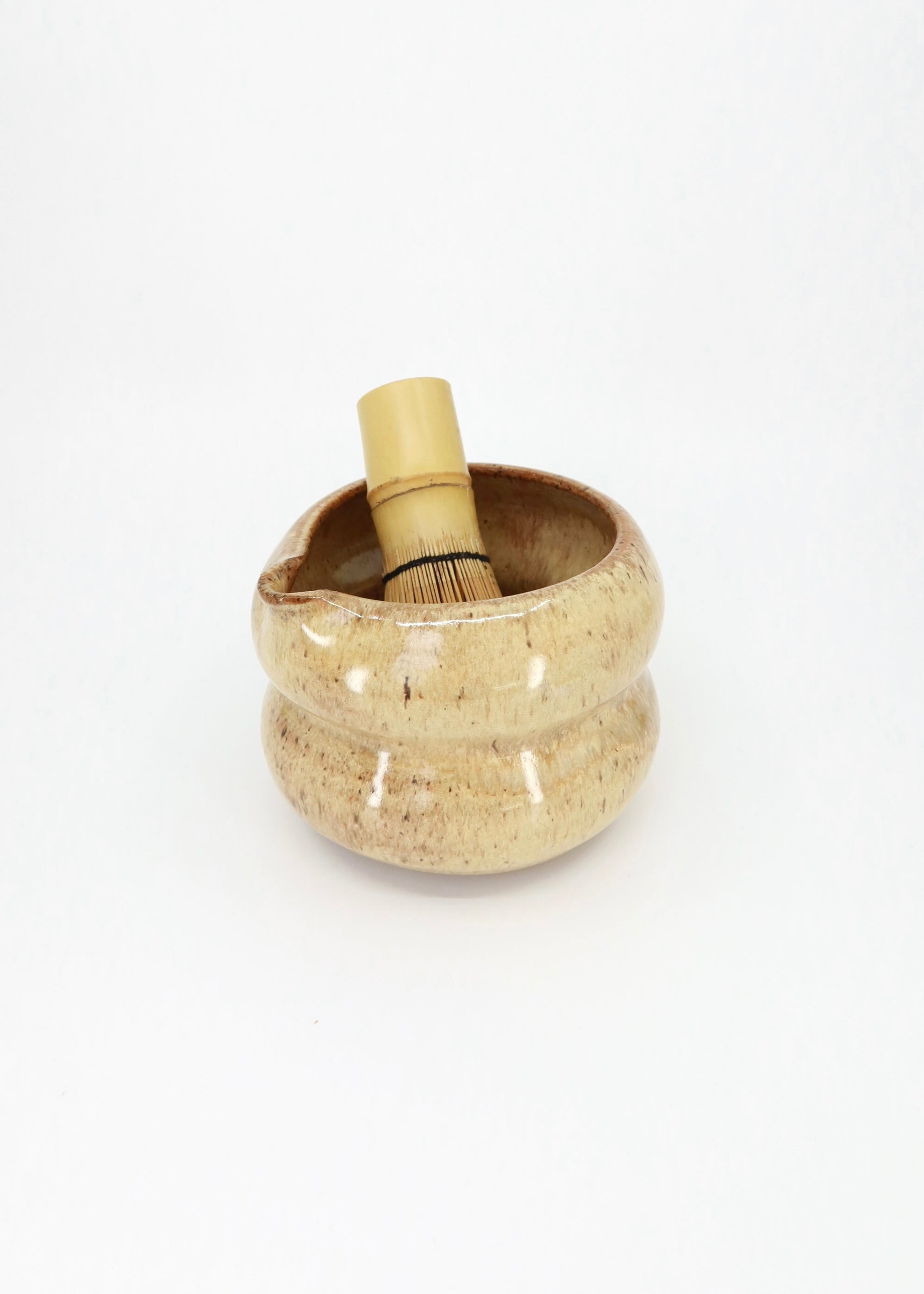 The Ceramic Bubbly Matcha Bowl - Caramel