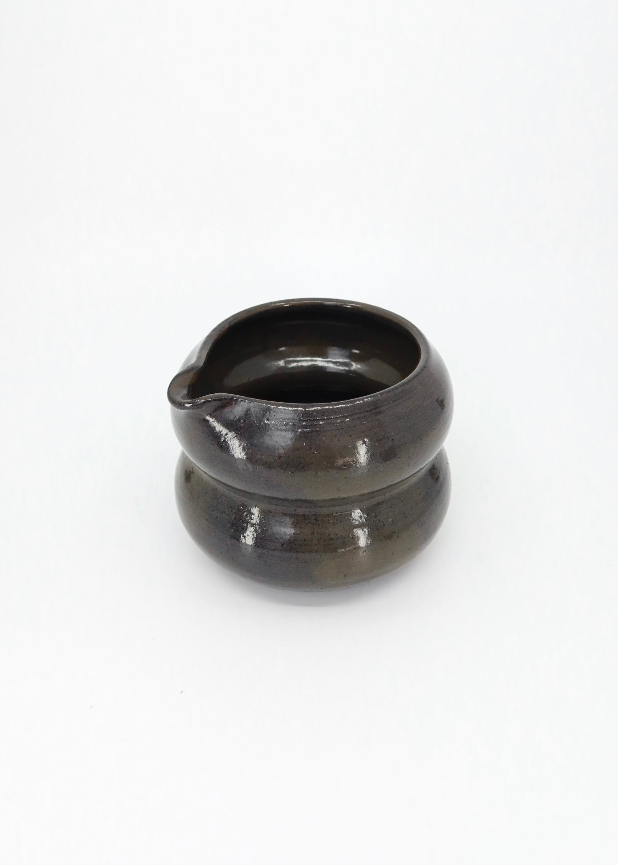 The Ceramic Bubbly Matcha Bowl - Smoke